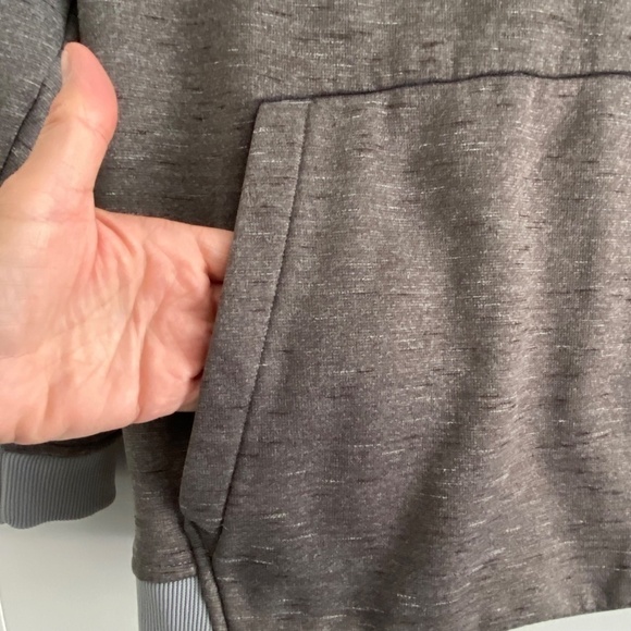 Ladies Under Armour Cold Gear grey 1/2 zip hoodie size S - Picture 7 of 9